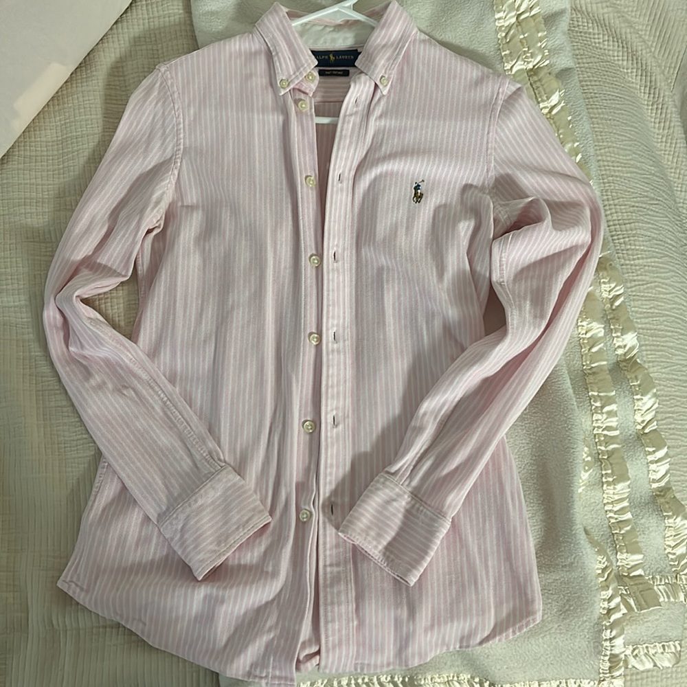 Ralph Lauren long sleeve knit oxford size medium